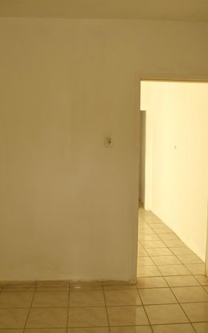 Casa à venda com 100m², 7 quartos e 1 vagaCasa 1 - Quarto