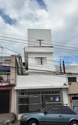Casa à venda com 100m², 7 quartos e 1 vagaFachada 