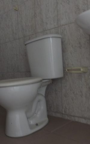 Casa à venda com 100m², 7 quartos e 1 vagaCasa 5 - Banheiro