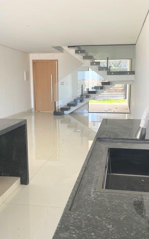 Casa à venda com 190m², 3 quartos e 2 vagasCozinha