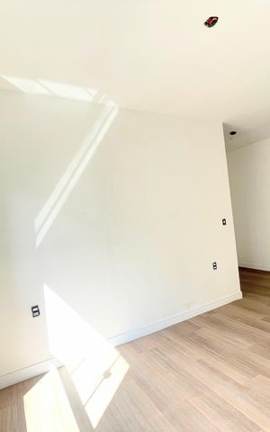 Casa à venda com 190m², 3 quartos e 2 vagasSuíte