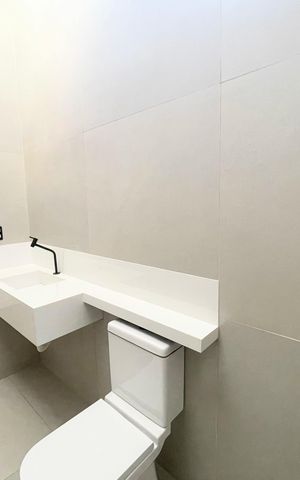 Casa à venda com 190m², 3 quartos e 2 vagasBanheiro da Suíte