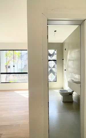 Casa à venda com 190m², 3 quartos e 2 vagasSuíte