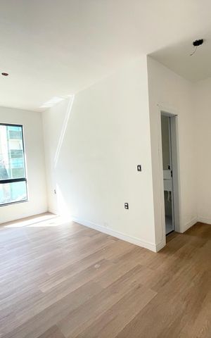 Casa à venda com 190m², 3 quartos e 2 vagasSuíte