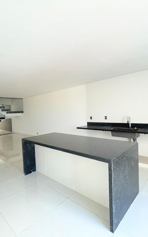 Casa à venda com 190m², 3 quartos e 2 vagasCozinha