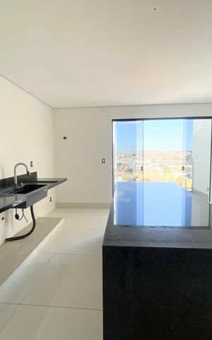 Casa à venda com 190m², 3 quartos e 2 vagasCozinha
