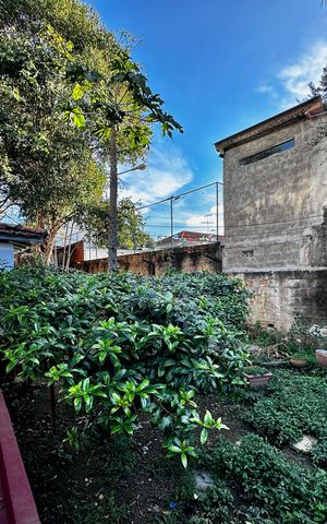 Casa à venda com 114m², 2 quartos e sem vaga Casa à venda com 114m², 2 quartos e sem vagaQuintal