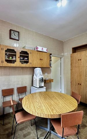 Casa à venda com 114m², 2 quartos e sem vaga Casa à venda com 114m², 2 quartos e sem vagaCozinha
