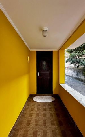 Casa à venda com 114m², 2 quartos e sem vaga Casa à venda com 114m², 2 quartos e sem vagaVaranda