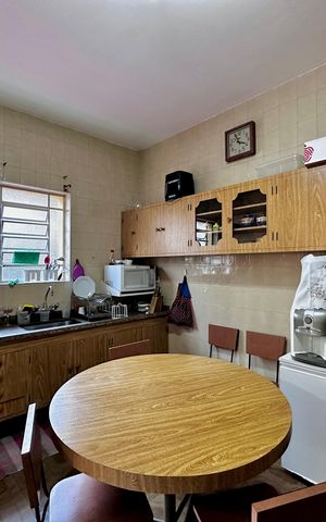 Casa à venda com 114m², 2 quartos e sem vaga Casa à venda com 114m², 2 quartos e sem vagaCozinha
