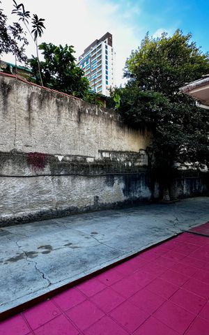 Casa à venda com 114m², 2 quartos e sem vaga Casa à venda com 114m², 2 quartos e sem vagaQuintal