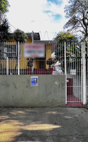 Casa à venda com 114m², 2 quartos e sem vaga Casa à venda com 114m², 2 quartos e sem vagaPlaca