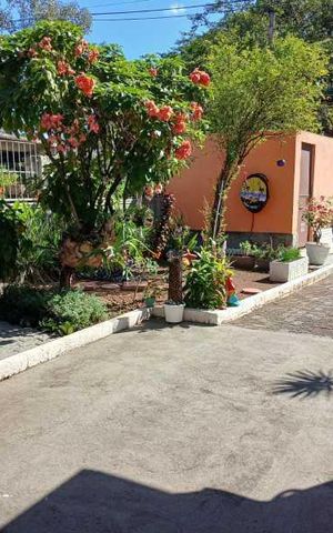 Casa à venda com 276m², 6 quartos e 4 vagas