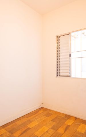 Casa para alugar com 200m², 3 quartos e 4 vagas Casa para alugar com 200m², 3 quartos e 4 vagasQuarto 2