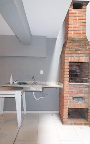 Casa à venda com 169m², 3 quartos e 5 vagasÁrea Externa