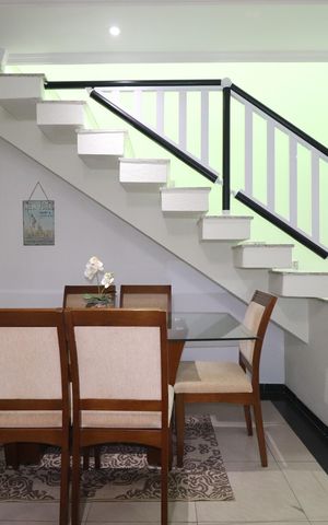 Casa à venda com 169m², 3 quartos e 5 vagasSala