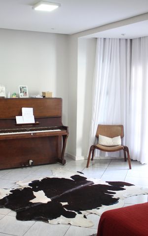 Casa à venda com 540m², 4 quartos e 8 vagasSala