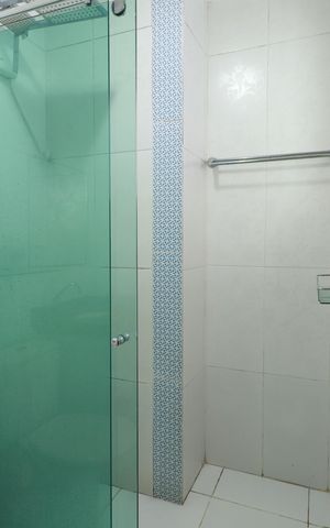 Casa à venda com 170m², 3 quartos e 4 vagasBanheiro da Suíte 1