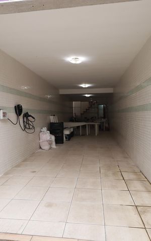 Casa à venda com 170m², 3 quartos e 4 vagasGaragem