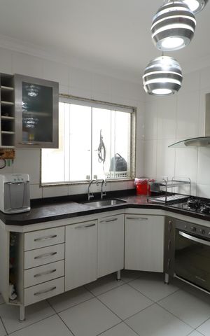 Casa à venda com 170m², 3 quartos e 4 vagasCozinha