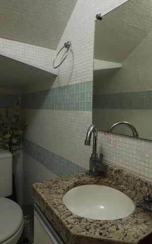 Casa à venda com 170m², 3 quartos e 4 vagasLavabo