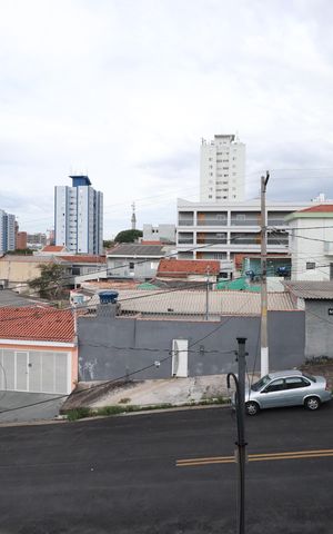 Casa à venda com 170m², 3 quartos e 4 vagasSacada 1