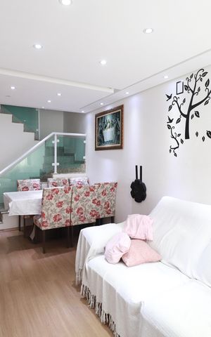 Casa à venda com 170m², 3 quartos e 4 vagasSala