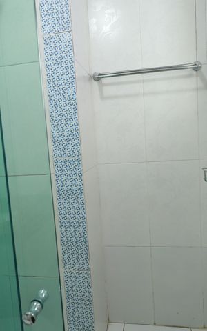 Casa à venda com 170m², 3 quartos e 4 vagasBanheiro da Suíte 1