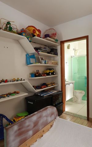 Casa à venda com 170m², 3 quartos e 4 vagasQuarto 2 - Suíte