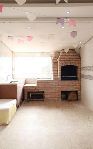 Casa à venda com 170m², 3 quartos e 4 vagasTerraço