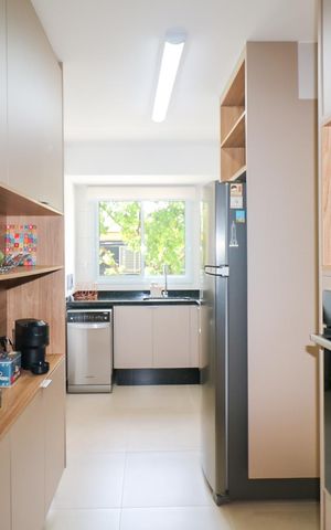 Apartamento à venda com 85m², 2 quartos e 2 vagas Apartamento à venda com 85m², 2 quartos e 2 vagasCozinha