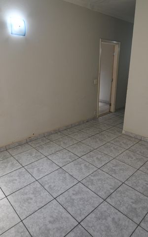Casa à venda com 241m², 3 quartos e 1 vagaCasa 2 - Sala