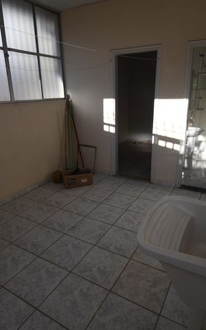Casa à venda com 241m², 3 quartos e 1 vagaCasa 2 - Área de Serviço
