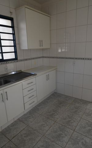 Casa à venda com 241m², 3 quartos e 1 vagaCasa 2 - Cozinha