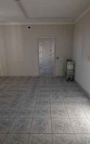 Casa à venda com 241m², 3 quartos e 1 vagaCasa 2 - Sala