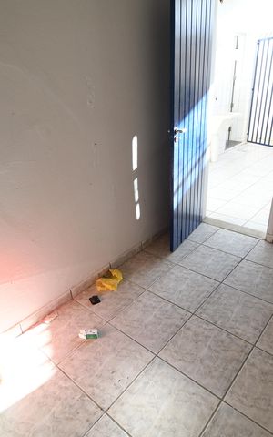 Casa à venda com 241m², 3 quartos e 1 vagaCasa 2 - Quarto de Serviço