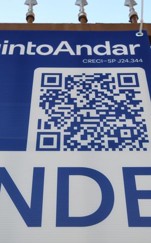 Casa à venda com 241m², 3 quartos e 1 vagaPlaca QR Code
