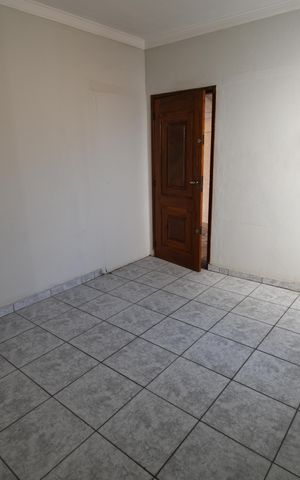 Casa à venda com 241m², 3 quartos e 1 vagaCasa 2 - Sala