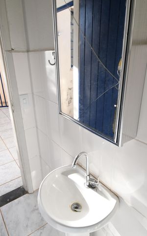 Casa à venda com 241m², 3 quartos e 1 vagaCasa 2 - Banheiro de Serviço