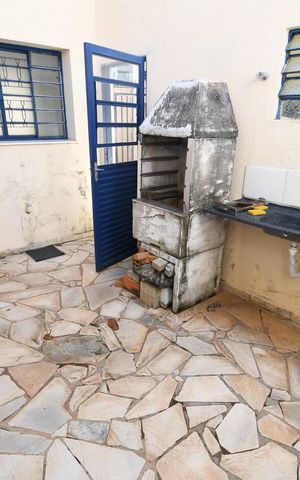 Casa à venda com 241m², 3 quartos e 1 vagaCasa 2 - Quintal