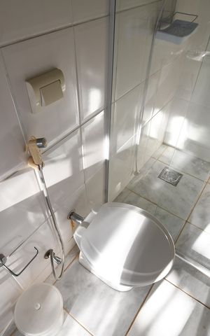 Casa à venda com 241m², 3 quartos e 1 vagaCasa 2 - Banheiro de Serviço