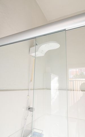 Casa à venda com 241m², 3 quartos e 1 vagaCasa 2 - Banheiro de Serviço