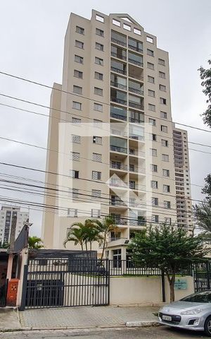 Apartamento para alugar com 50m², 2 quartos e 1 vaga Apartamento para alugar com 50m², 2 quartos e 1 vagaFachada