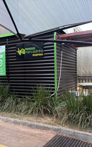 Apartamento para alugar com 1m², 2 quartos e sem vaga Apartamento para alugar com 1m², 2 quartos e sem vagaMercado