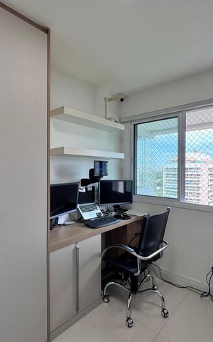 Apartamento à venda com 160m², 2 quartos e 2 vagas Apartamento à venda com 160m², 2 quartos e 2 vagasQuarto