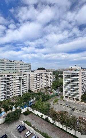Apartamento à venda com 160m², 2 quartos e 2 vagas Apartamento à venda com 160m², 2 quartos e 2 vagasTerraço