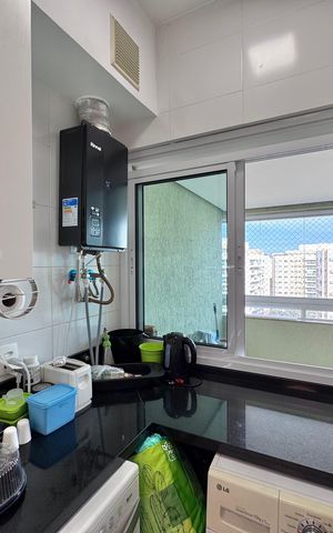 Apartamento à venda com 160m², 2 quartos e 2 vagas Apartamento à venda com 160m², 2 quartos e 2 vagasCozinha e Área de Serviço