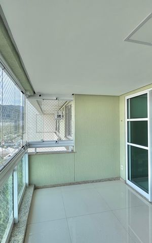Apartamento à venda com 160m², 2 quartos e 2 vagas Apartamento à venda com 160m², 2 quartos e 2 vagasVaranda