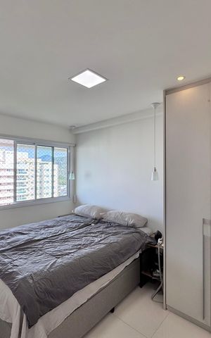 Apartamento à venda com 160m², 2 quartos e 2 vagas Apartamento à venda com 160m², 2 quartos e 2 vagasSuíte