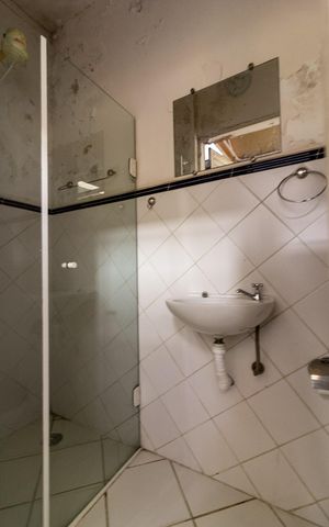 Casa para alugar com 200m², 3 quartos e 2 vagas Casa para alugar com 200m², 3 quartos e 2 vagasBanheiro de Serviço
